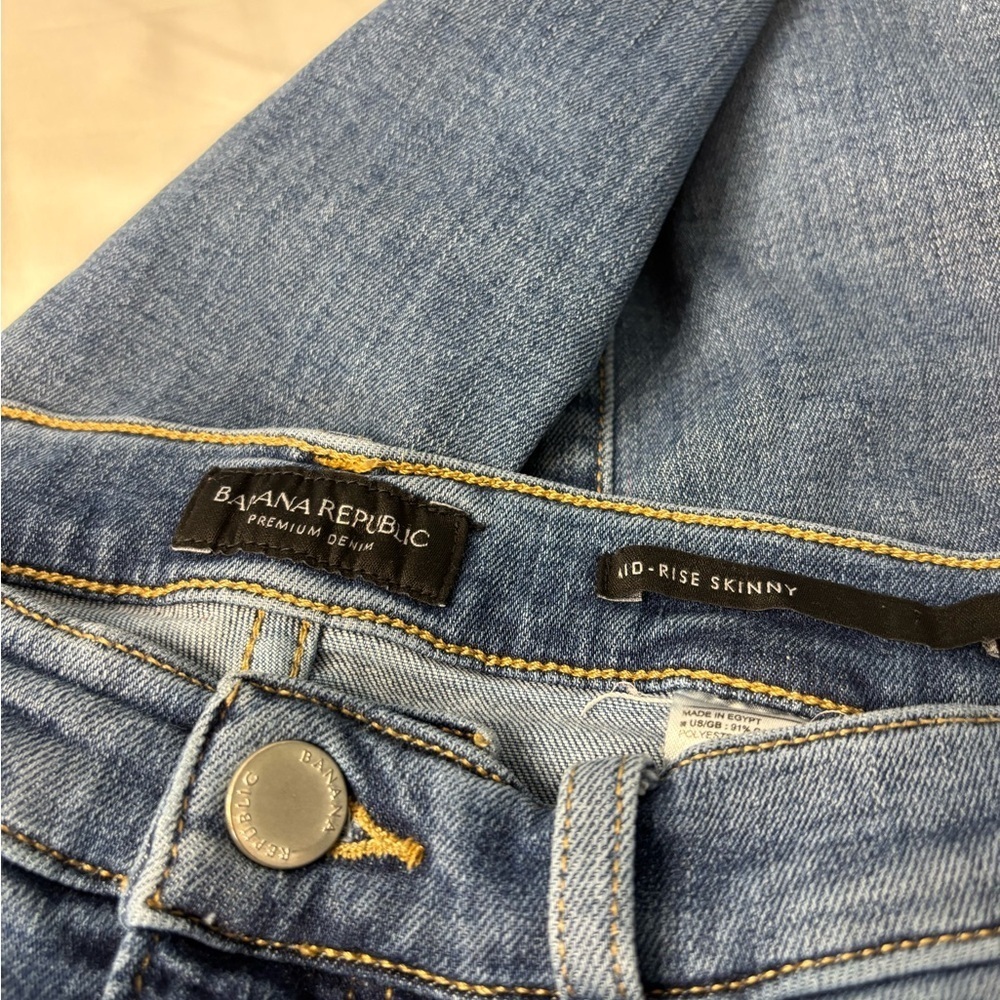 Banana Republic Mid-Rise Skinny Jeans – Medium Wash – Size 27 - Picture 8 of 16
